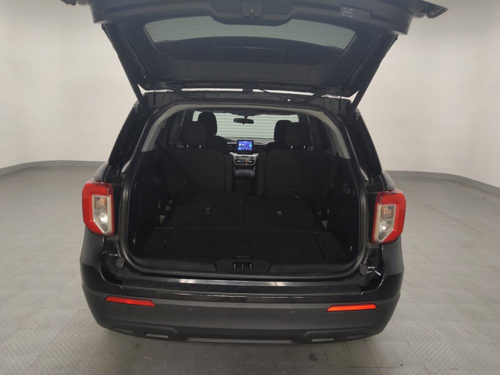 Used 2023 Ford Explorer XLT RWD image 29