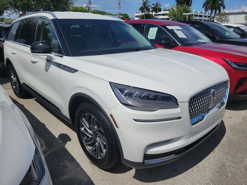 Certified 2024 Lincoln Aviator 2WD image 14