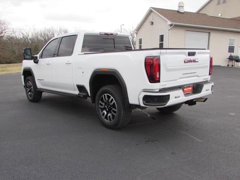 Used 2022 GMC Sierra 2500 AT4 w/ AT4 Preferred Package image 5
