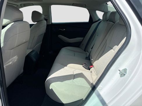 Certified 2023 Honda Accord EX image 28