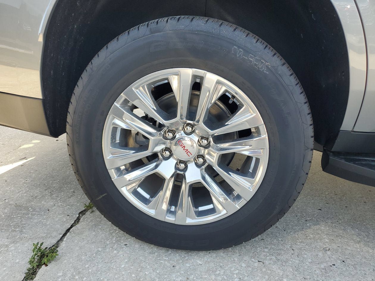 New 2026 GMC Yukon Denali RWD image 6