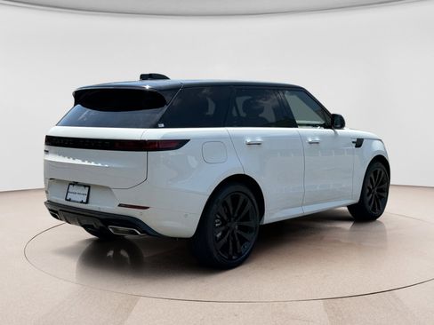 New 2026 Land Rover Range Rover Sport Dynamic SE AWD/4WD image 5