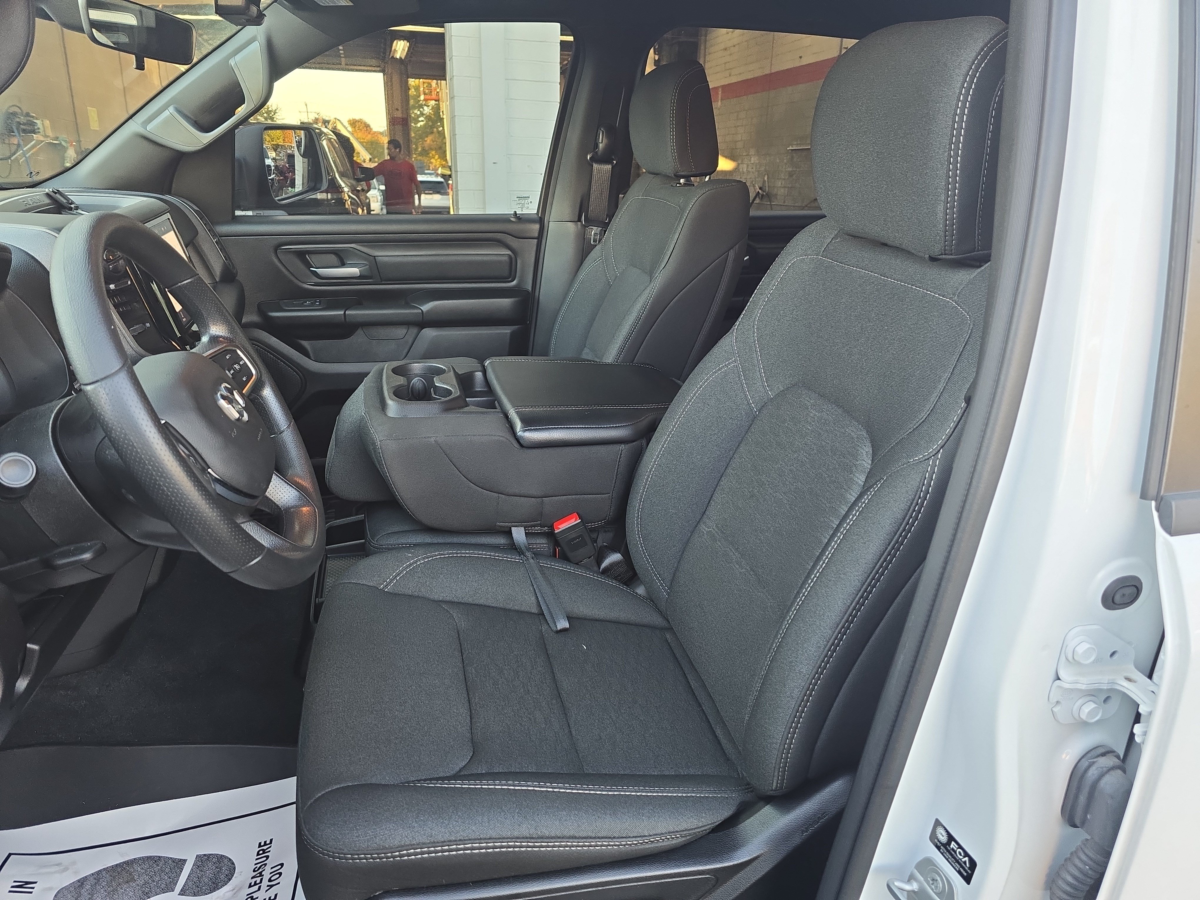 Used 2025 RAM 1500 Warlock AWD/4WD image 15
