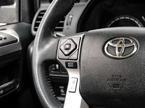 Used 2016 Toyota 4Runner SR5 Premium AWD/4WD image 21