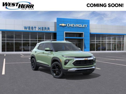 Used 2026 Chevrolet TrailBlazer LT w/ Midnight Edition AWD/4WD image 1