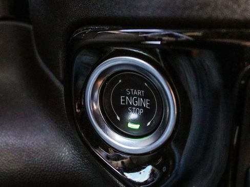 Used 2025 Chevrolet Silverado 1500 High Country image 30