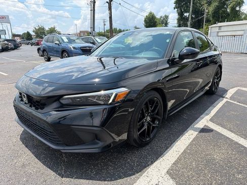 Used 2024 Honda Civic Sport image 3