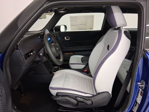 New 2026 MINI Cooper 2-Door Hardtop FWD image 3