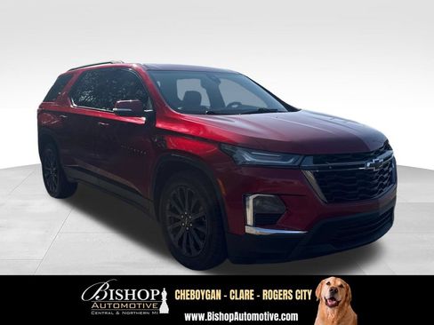 Used 2023 Chevrolet Traverse RS w/ LPO, Floor Liner Package AWD/4WD image 18