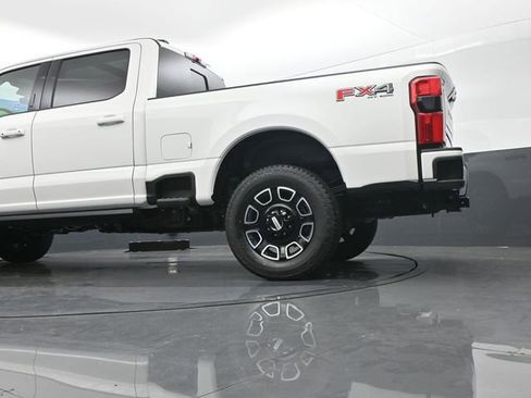 New 2026 Ford F250 Platinum image 19