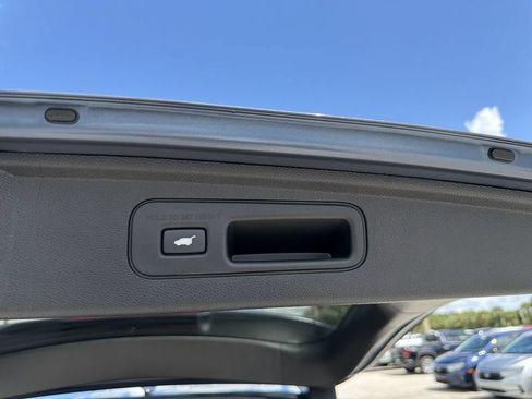 Used 2026 Honda Odyssey EX-L image 11