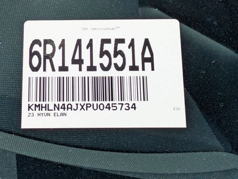 Certified 2023 Hyundai Elantra Limited FWD image 35