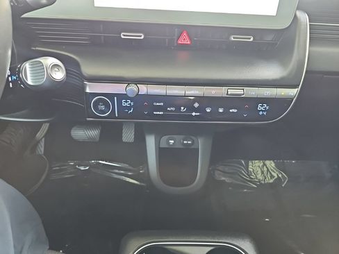 Used 2023 Hyundai Ioniq 5 SE AWD/4WD image 22