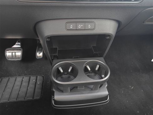 New 2025 Volkswagen ID. Buzz Pro S image 15