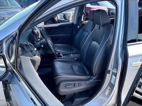 Used 2023 Honda Odyssey Elite image 18