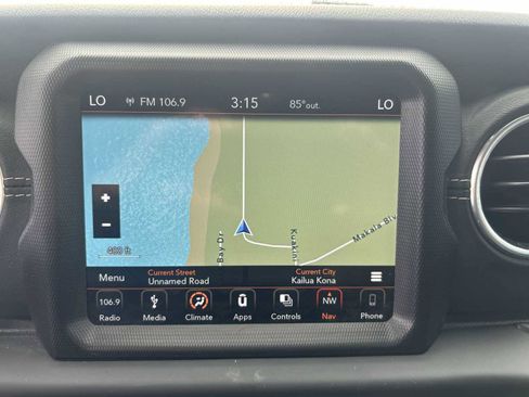 Used 2019 Jeep Wrangler Unlimited Sahara AWD/4WD image 20