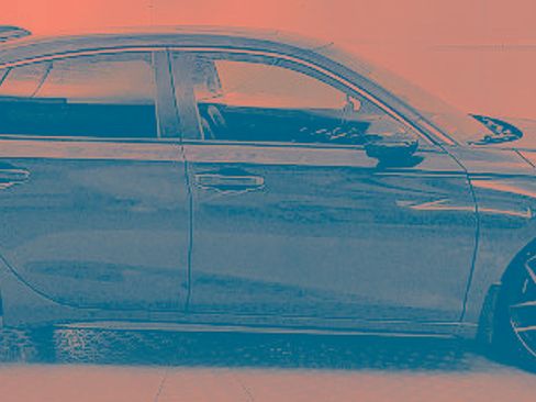 Used 2022 Honda Civic Sport Touring image 2