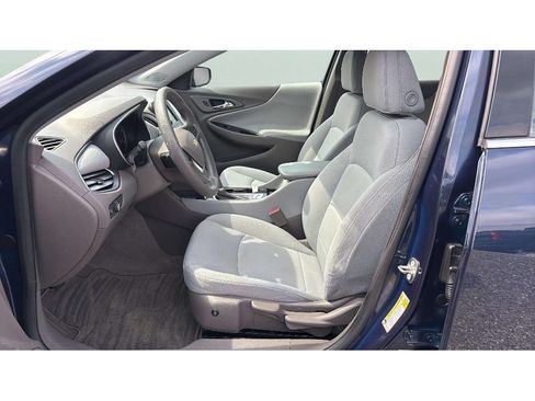 Used 2017 Chevrolet Malibu LS FWD image 10