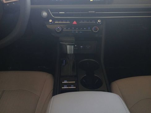 Used 2026 Hyundai Sonata SE FWD image 14