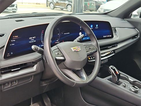 Certified 2025 Cadillac XT4 Premium Luxury FWD image 8