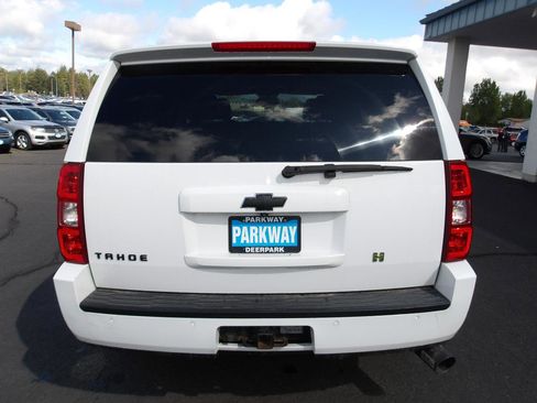 Used 2010 Chevrolet Tahoe 4WD Hybrid image 4
