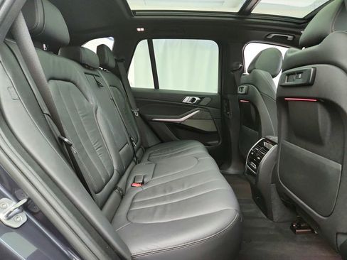 Used 2019 BMW X5 xDrive40i w/ Premium Package AWD/4WD image 33