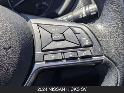 Used 2024 Nissan Kicks SV FWD image 18