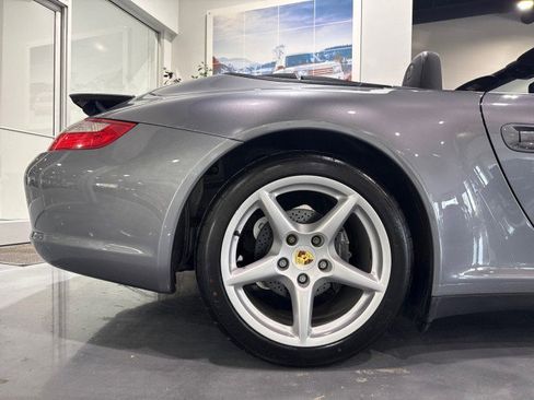 Used 2006 Porsche 911 Carrera 4 AWD/4WD image 19