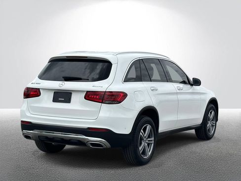 Used 2021 Mercedes-Benz GLC 300 4MATIC image 4