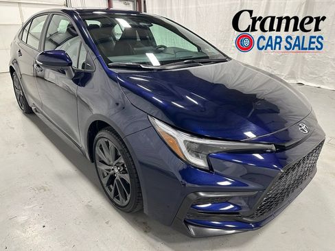 Used 2026 Toyota Corolla SE FWD image 1