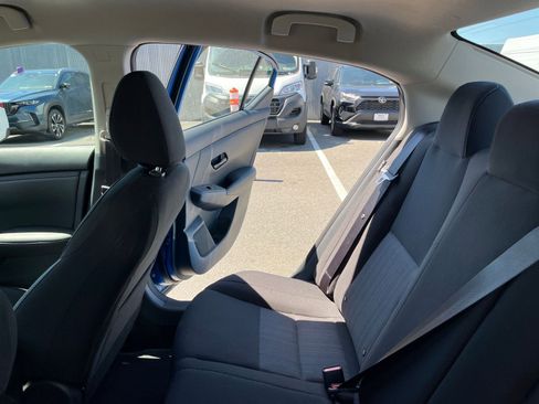 Used 2025 Nissan Sentra SV FWD image 38