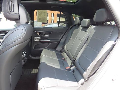 Used 2026 Mercedes-Benz GLC 300 4MATIC image 21