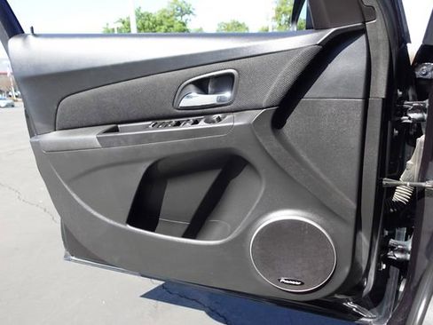 Used 2016 Chevrolet Cruze LT w/ Sun And Sound Package image 20