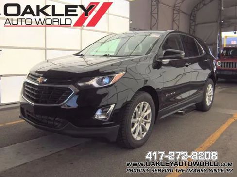 Used 2019 Chevrolet Equinox LT w/ Driver Convenience Package FWD image 1