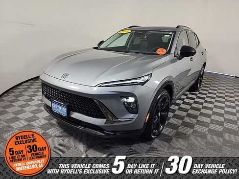 Certified 2024 Buick Envision Sport Touring image 4