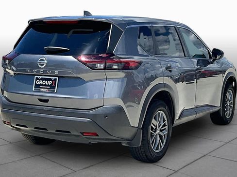 Used 2021 Nissan Rogue S FWD image 12