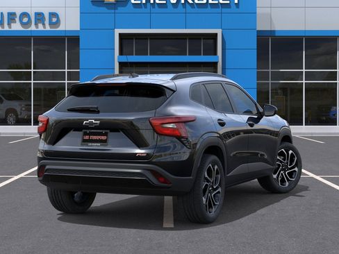 New 2026 Chevrolet Trax RS FWD image 4