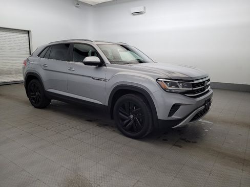 Used 2022 Volkswagen Atlas Cross Sport SE image 11