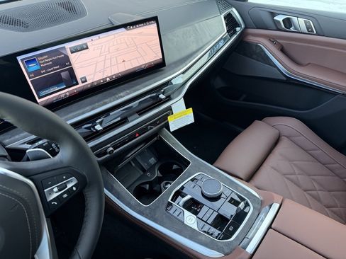 New 2026 BMW X5 xDrive50e image 29