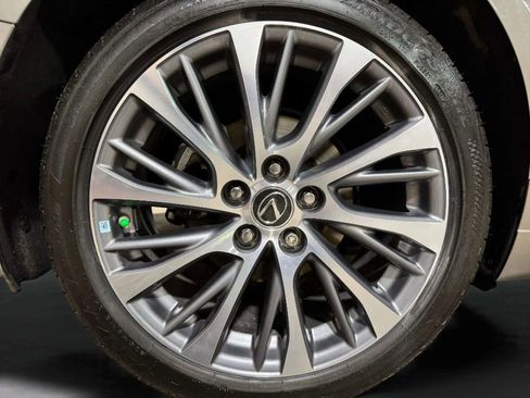 Used 2021 Lexus ES 300h w/ Premium Package FWD image 33