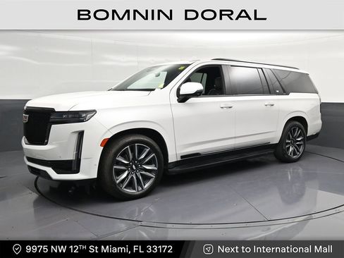 Used 2021 Cadillac Escalade ESV Sport w/ Driver Assist Tech Package RWD image 1