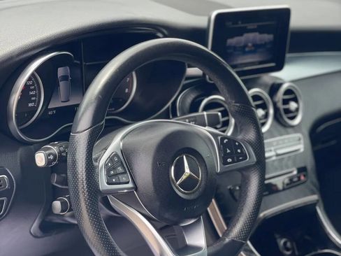 Used 2018 Mercedes-Benz GLC 300 image 8