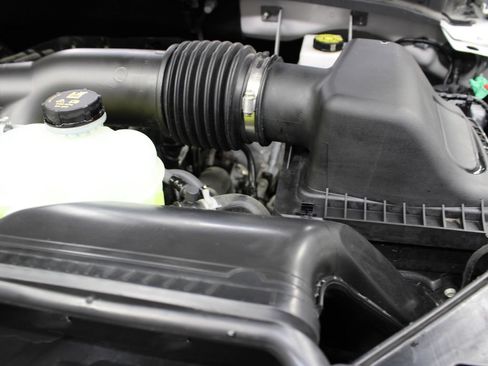 Used 2025 Ford F150 Platinum AWD/4WD image 40