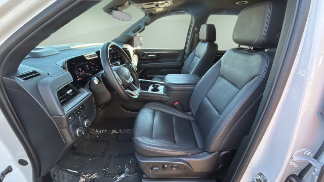 Used 2025 Chevrolet Tahoe LT RWD image 17