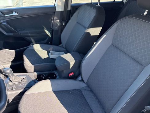 Used 2021 Volkswagen Tiguan S image 10