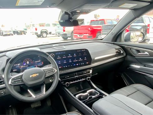 New 2026 Chevrolet Traverse High Country w/ LPO, Floor Liner Package image 42