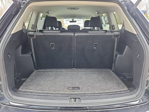 Certified 2023 Volkswagen Atlas SE w/ Black Wheel Package image 32