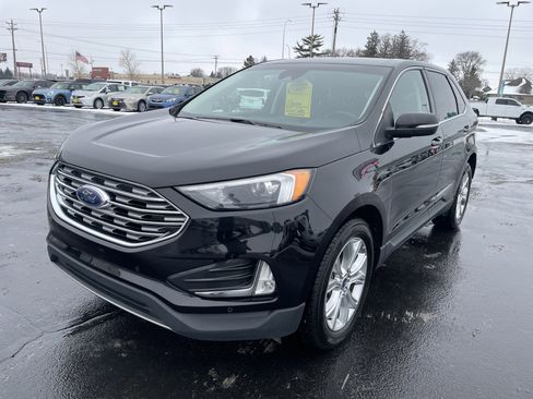 Used 2022 Ford Edge Titanium image 4