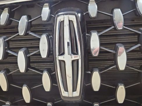 Used 2023 Lincoln Corsair Reserve w/ Rear Removable Package Tray AWD/4WD image 26