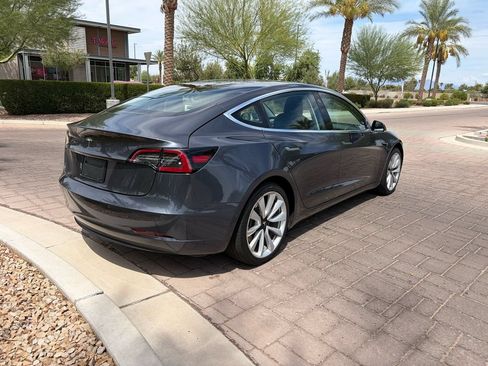 Used 2018 Tesla Model 3 Long Range RWD image 3